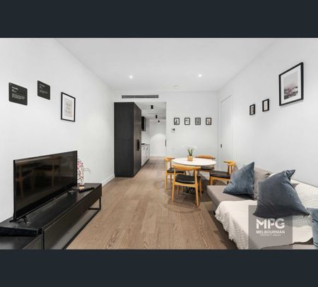 609/145 Queensberry Street, Carlton, Vic 3053 - Photo 2