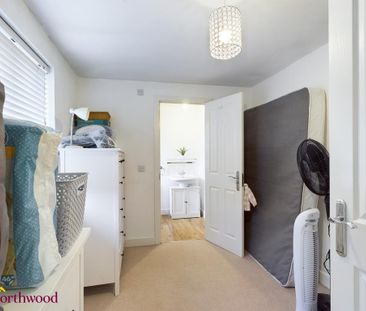 3 bedroom semi-detached house to rent - Photo 5