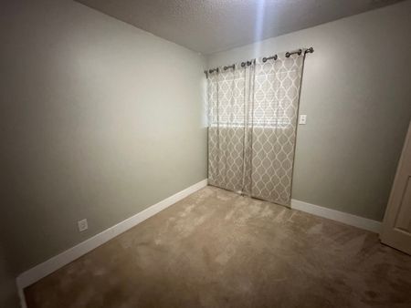 2 Bedroom Basement Suite – Utilities Included - Photo 2