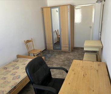 Kiadó átlagos állapotú panel lakás - Debrecen - Fotó 4