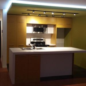 Logement 3 1/2 dans Triplex Moderne - Photo 2