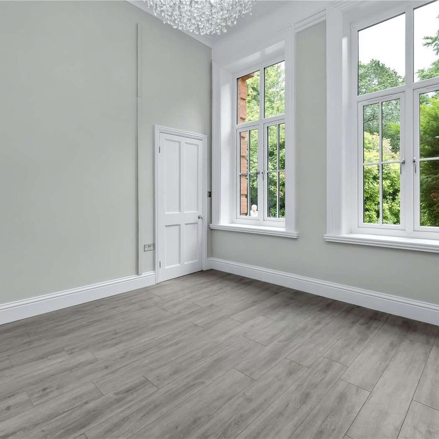 A newly refurbished ground floor two bedroom apartment in the Lavershot Hall development. - Photo 1