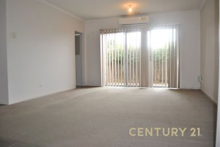 Modern Two-Bedroom Townhouse - Photo 4