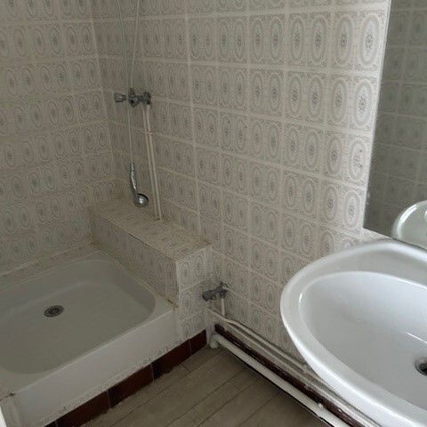 56 GENAS - Photo 1