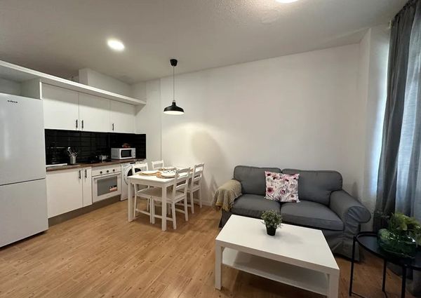 Calle de Cebreros, Madrid, Community of Madrid 28011