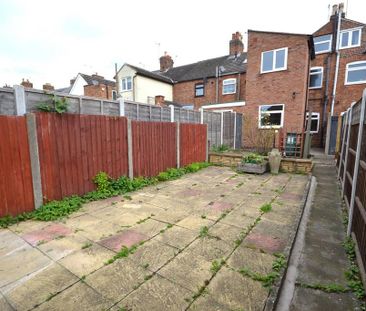 2 bedroom terraced house to rent - Photo 4