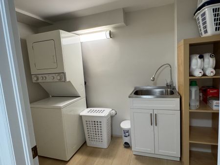 For Lease - 46 Thornbrook Court, Vaughan, Ontario - Photo 4