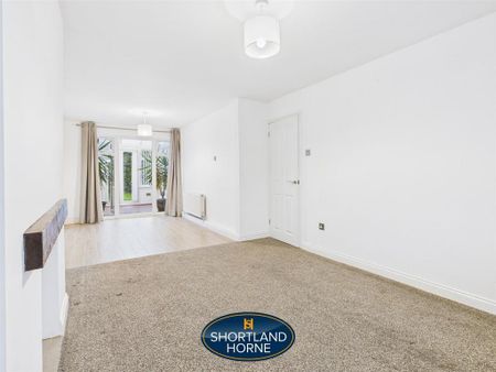 3 bedroom detached house to rent - Photo 2