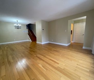 For Lease - 165 Angus Drive Unit# Upper, Toronto, Ontario - Photo 2