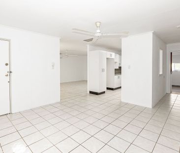 42 Silky Oak St, Kirwan - Photo 1