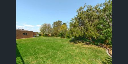 12 East View Crescent, Bentleigh East - Photo 4