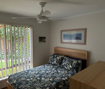 Helensvale - Photo 5