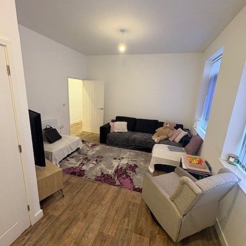 2 Bed Flat, Rocket Studios, LE4 - Photo 1