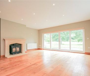 4 bedroom detached house to rent - Photo 1