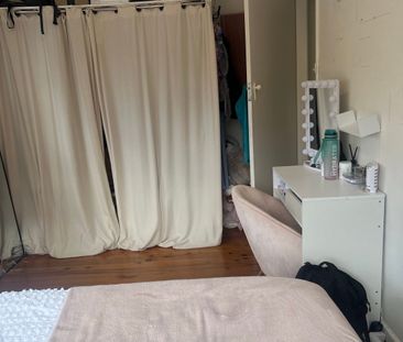 Queens Park - Photo 3