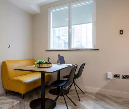 Platinum Plus Studio - Photo 2