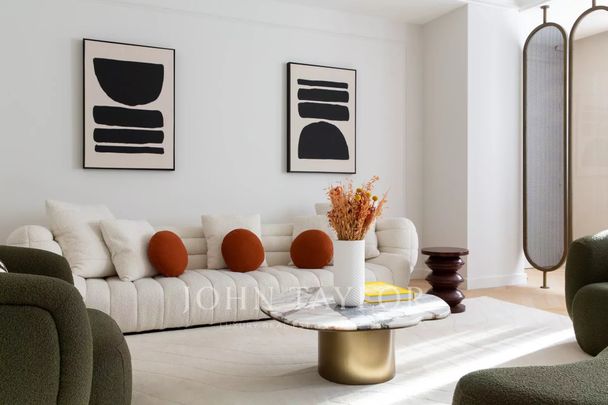 Appartement à louer Paris 8Ème - Faubourg-Du-Roule, Paris Rive Droite, France22 500 EUR / Mois - Photo 1