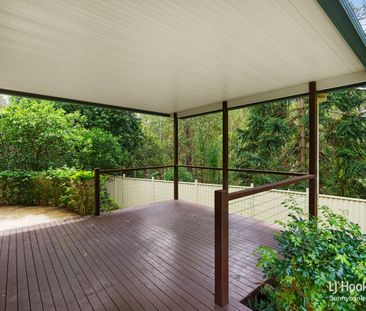 Quality 4 Bedroom Home Offering Style, Space and Location. Mid-term... - Photo 4