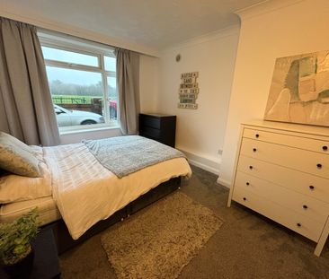 HOUSE SHARE Talbot Drive - Photo 5