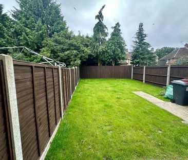 Elizabeth Road - Photo 5