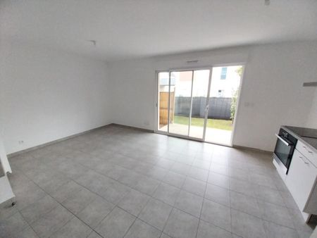 Location Appartement 2 pièces 44m² ST PRYVE ST MESMIN 45750 - Photo 2