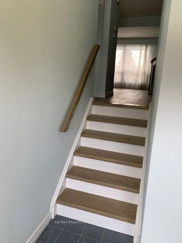 For Lease - 12 Texas Rose Way, Toronto, Ontario - Photo 5