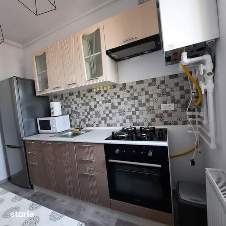 Garsoniera de inchiriat Aparatorii Patriei metrou - Fotografie 3