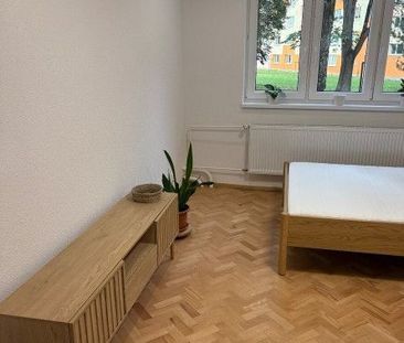 Prenájom zrekonštruovaného 1-izbového bytu Spišská Nová Ves – Fotografia 2