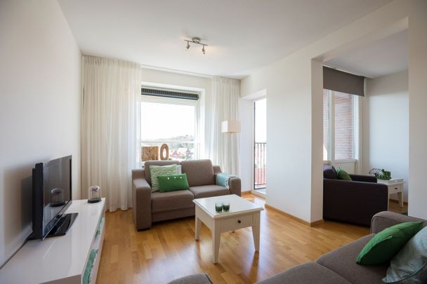 Appartement te huur: Van Hogenhoucklaan 97-48 2596 TC Den Haag - Foto 1