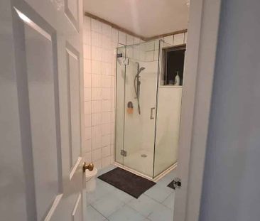 3 bed room unit in Roskill - Photo 3