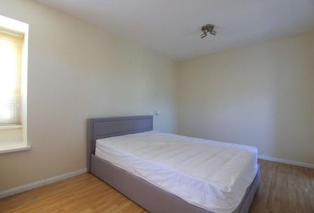 1 bedroom Flat To Let - Photo 4