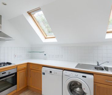 2 bedroom maisonette to rent - Photo 6