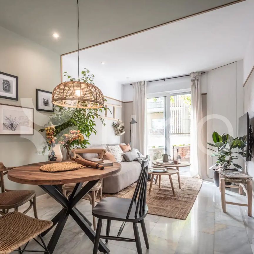 Apartamento de alquiler en Calle de Miguel Ángel, Almagro - Foto 1