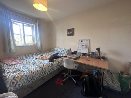 4 bedroom house share to rent - Photo 4