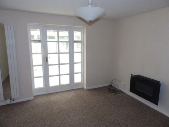 2 bedroom House To Let - Photo 1