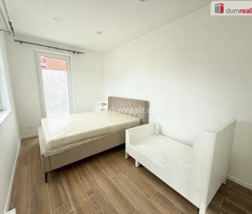 Pronájem prostorného bytu 3+kk se zahradou a balkonem, 98 m, Velké ... - Photo 2