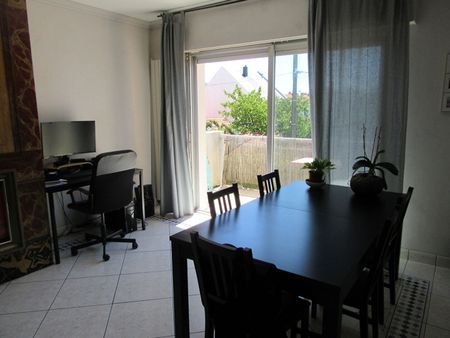 Location Appartement 4 pièces 97m² - Photo 3