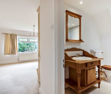 5 bedroom detached house to rent - Photo 3