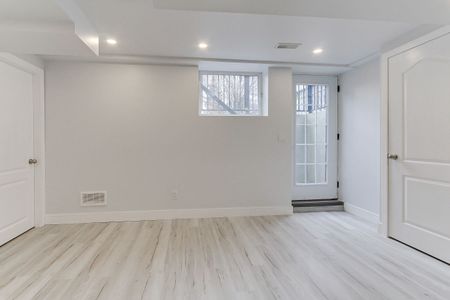 For Lease - 31 Goodman Crescent Unit# Bsmnt B, Vaughan, Ontario - Photo 2