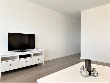Appartement te huur: Laan van Vlaanderen 168 1066 MR Amsterdam - Photo 2