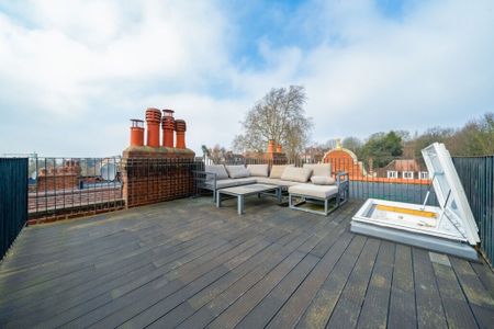 4 Bedroom Apartment To Let - Photo 2