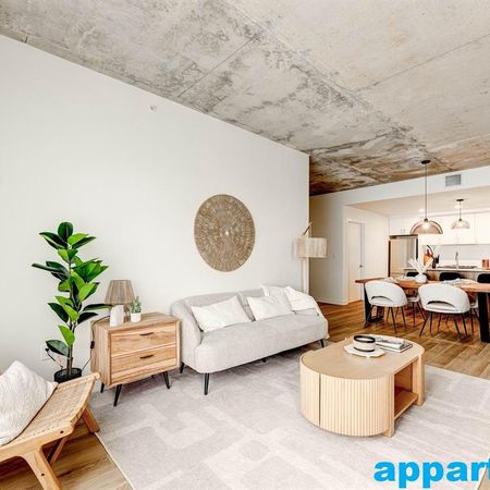 Candiac – Condo neuf tout inclus proche de la gare - Photo 3