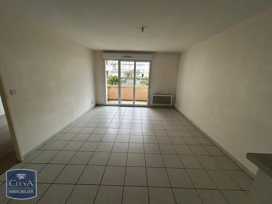 Location Appartement 2 pièces 43m² POITIERS 86000 - Photo 1
