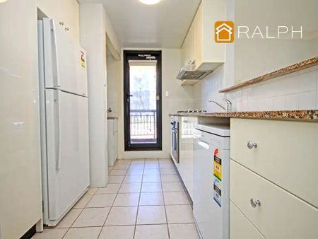 “Ultra modern 2 bedrrom residence close to all popular amenities” - Photo 3