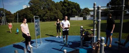 LARGE MAIN BEDROOM PLUS SMALL STUDY WITH PARKING IN PRIME LOCATION! - Photo 3