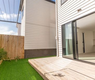 Spacious Family Living with Modern Comforts and Superb Location - Photo 5