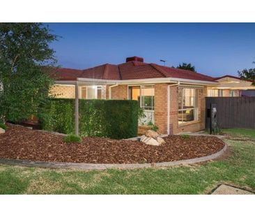1 Forde Court, Narre Warren VIC 3805 - House For Rent | Domain - Photo 4