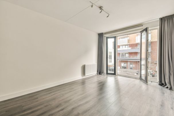 Te huur: Huis Waldorpstraat 299 in Den Haag - Photo 1