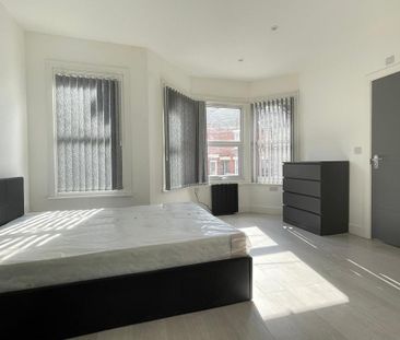 1 bedroom house of multiple occupation to rent - Photo 2