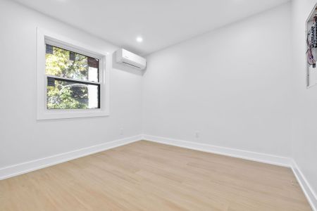 For Lease - 598 Kirkwood Avenue Unit# 1, Westboro - Hampton Park, Ontario - Photo 5